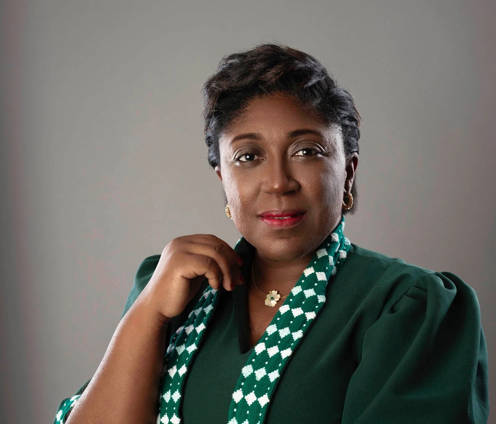 Sewa Fleur Adou